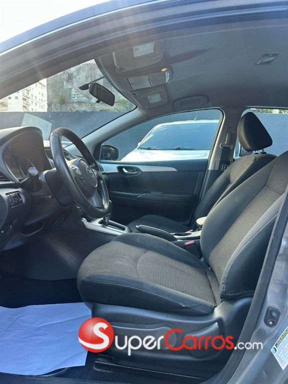 2019 Nissan Sentra S — foto 6 / 11