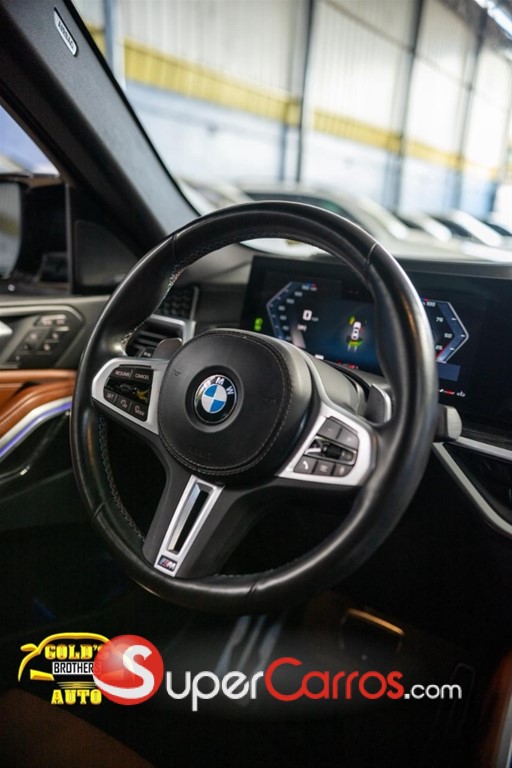 2024 BMW X 6 M60i — foto 10 / 12