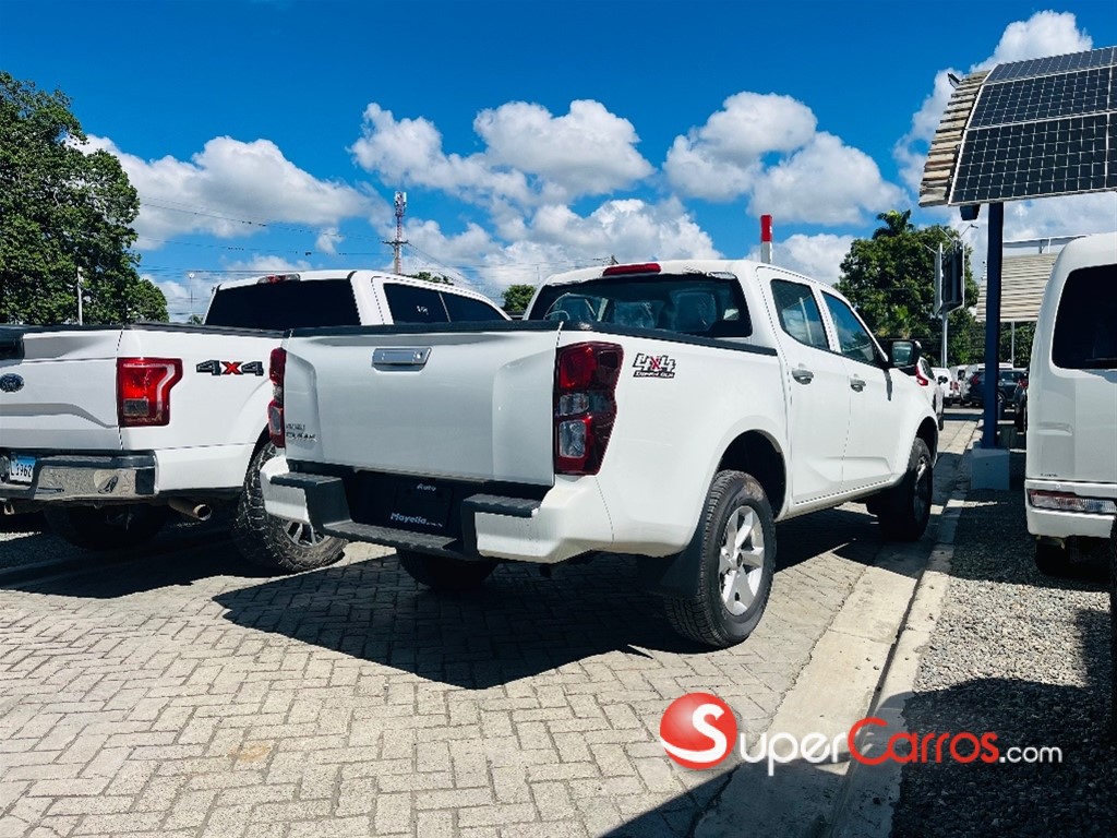2024 Isuzu DMAX — foto 4 / 11