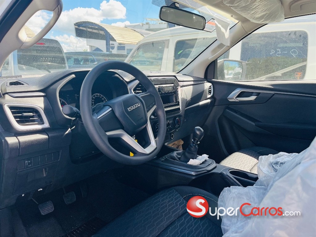 2024 Isuzu DMAX — foto 7 / 11