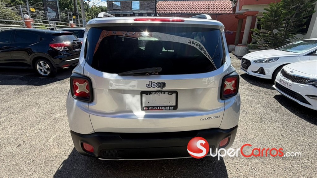2017 Jeep Renegade Limited — foto 6 / 9
