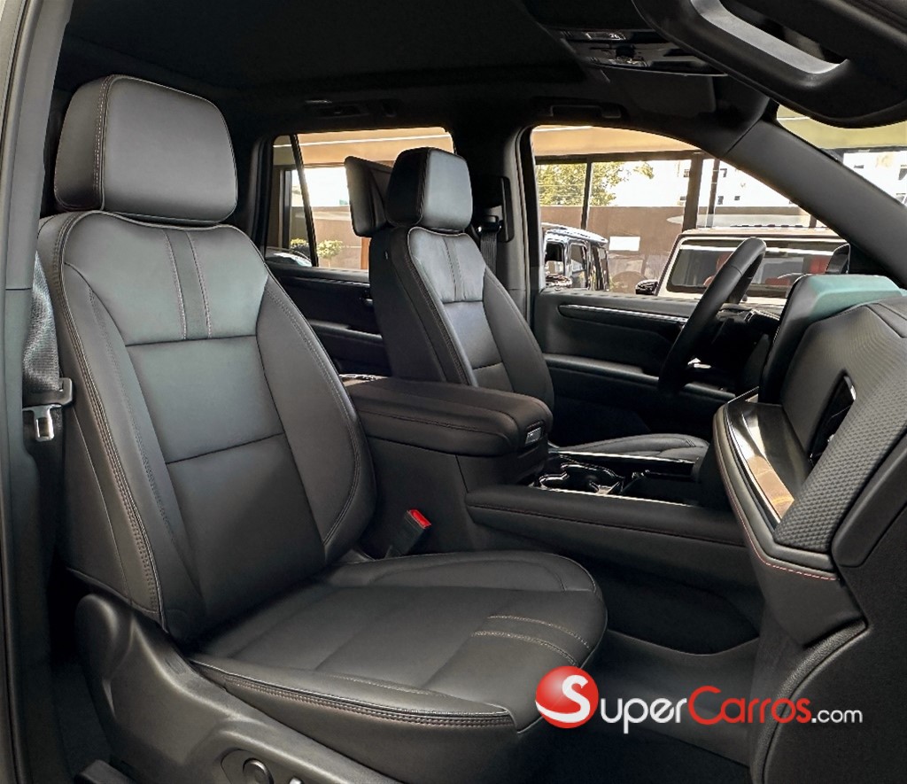 2026 Chevrolet Tahoe RST Duramax — foto 12 / 12