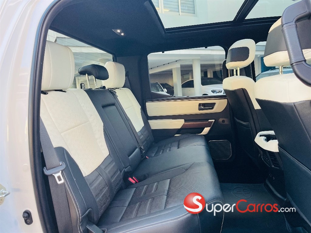 2024 Toyota Tundra Capstone — foto 10 / 12