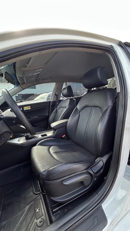 2021 Kia K-5 — foto 5 / 6