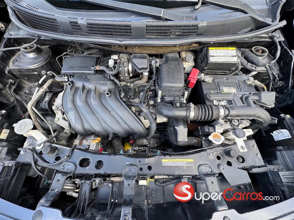 2019 Nissan Versa — foto 10 / 11