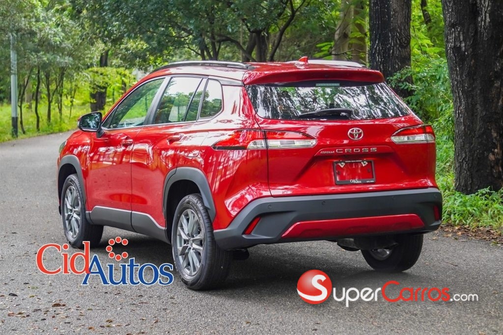 2027 Toyota Corolla Cross Low — foto 3 / 12