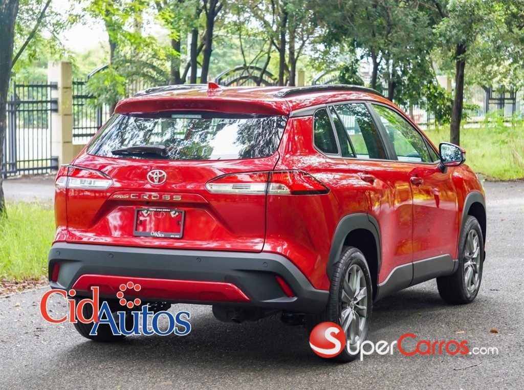 2027 Toyota Corolla Cross Low — foto 4 / 12