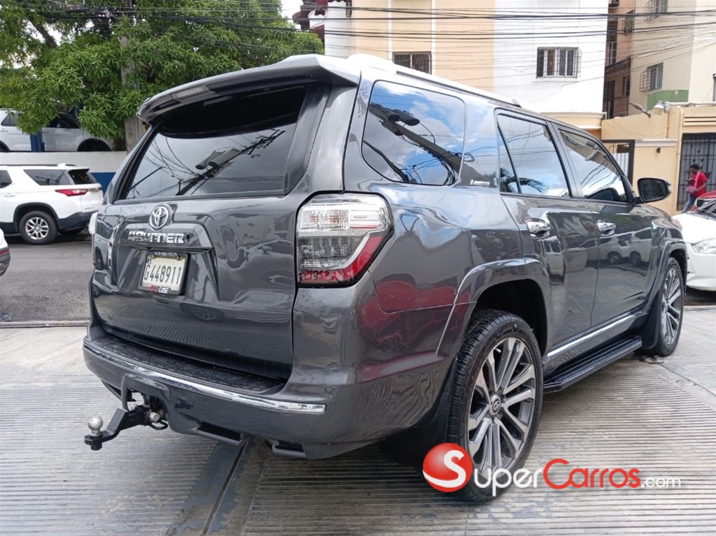 2016 Toyota 4 Runner Limited — foto 4 / 12