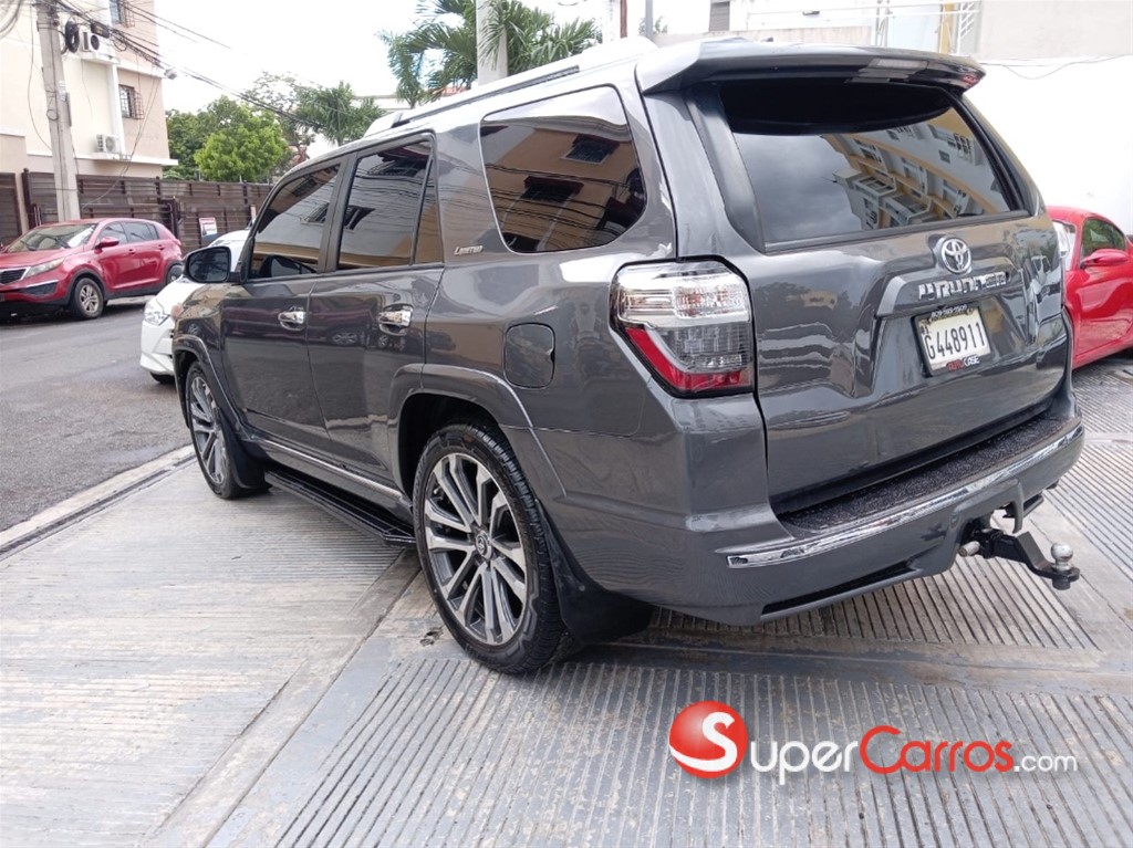 2016 Toyota 4 Runner Limited — foto 6 / 12