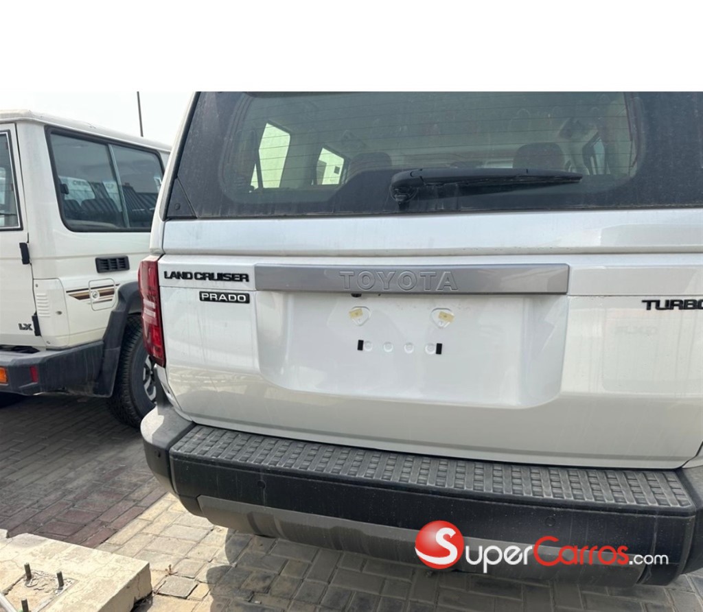 2026 Toyota Land Cruiser Prado All Rounder — foto 2 / 12