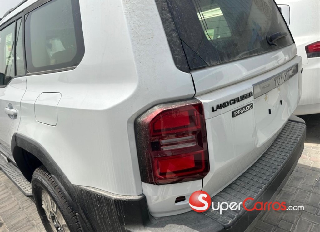 2026 Toyota Land Cruiser Prado All Rounder — foto 3 / 12