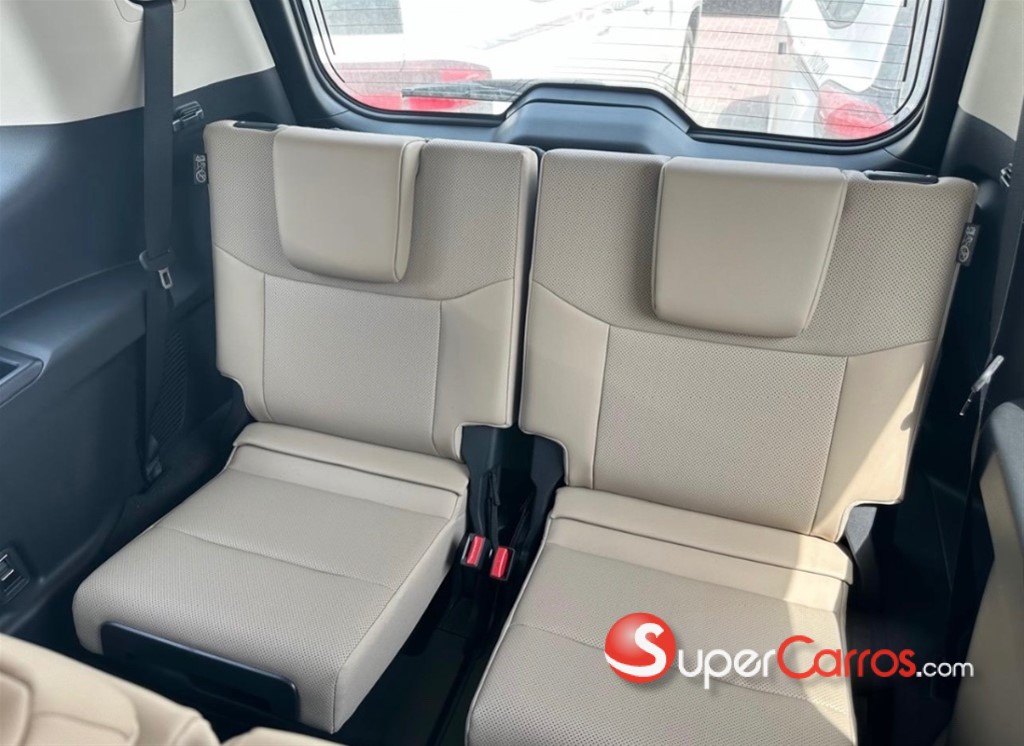 2026 Toyota Land Cruiser Prado All Rounder — foto 11 / 12