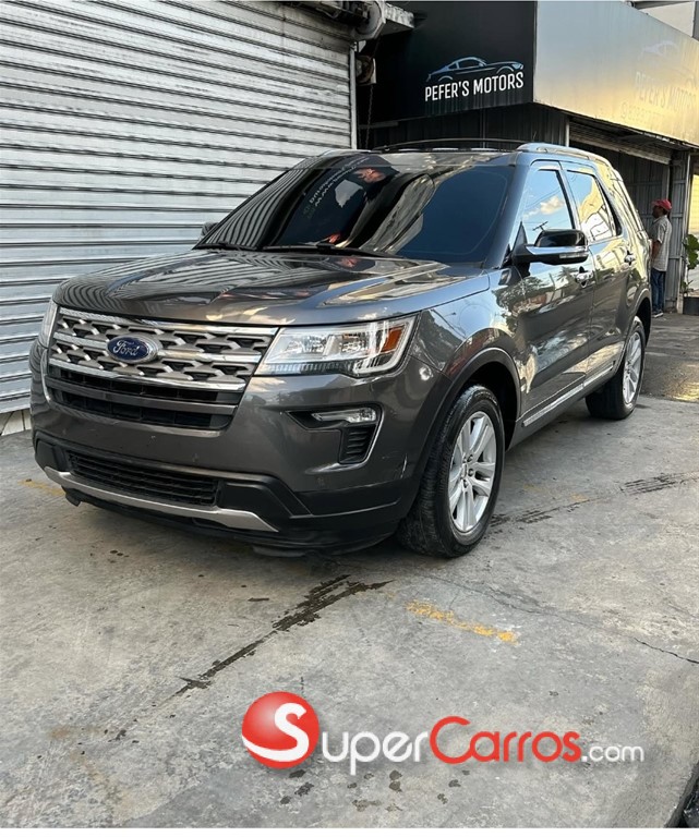 2018 Ford Explorer XLT 4WD