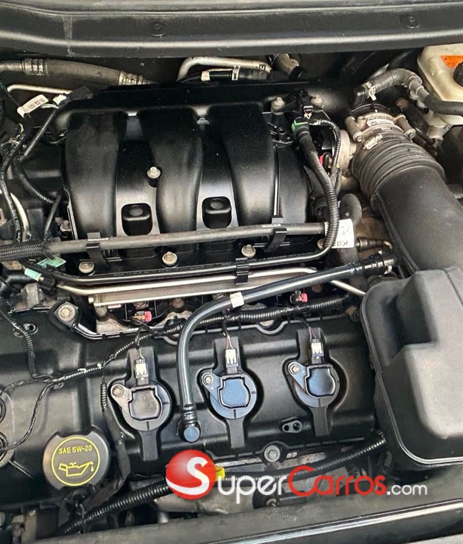 2018 Ford Explorer XLT 4WD — foto 9 / 9