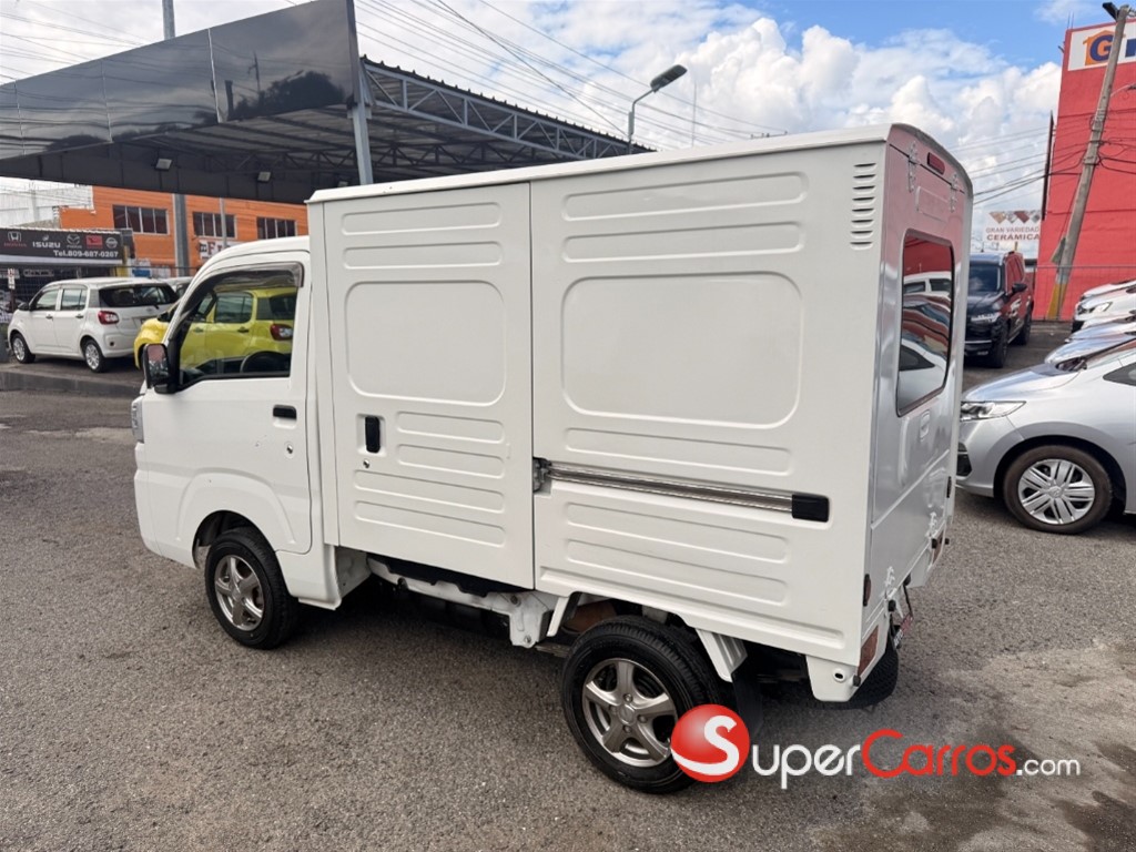2019 Daihatsu Hijet — foto 5 / 12