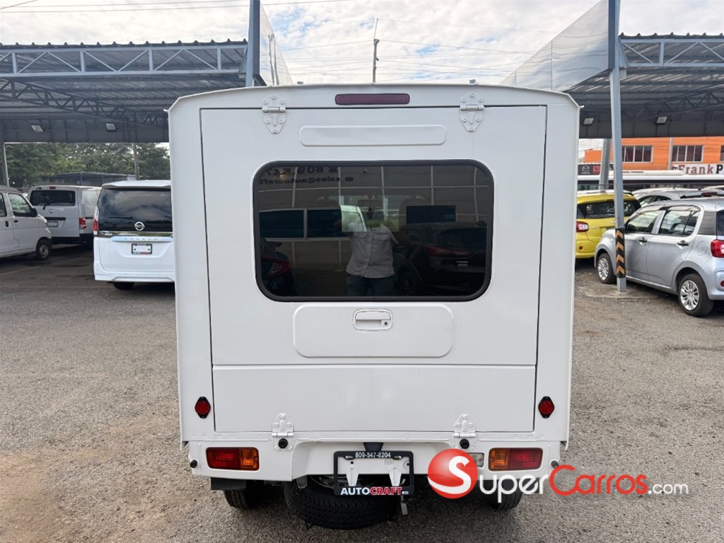 2019 Daihatsu Hijet — foto 7 / 12