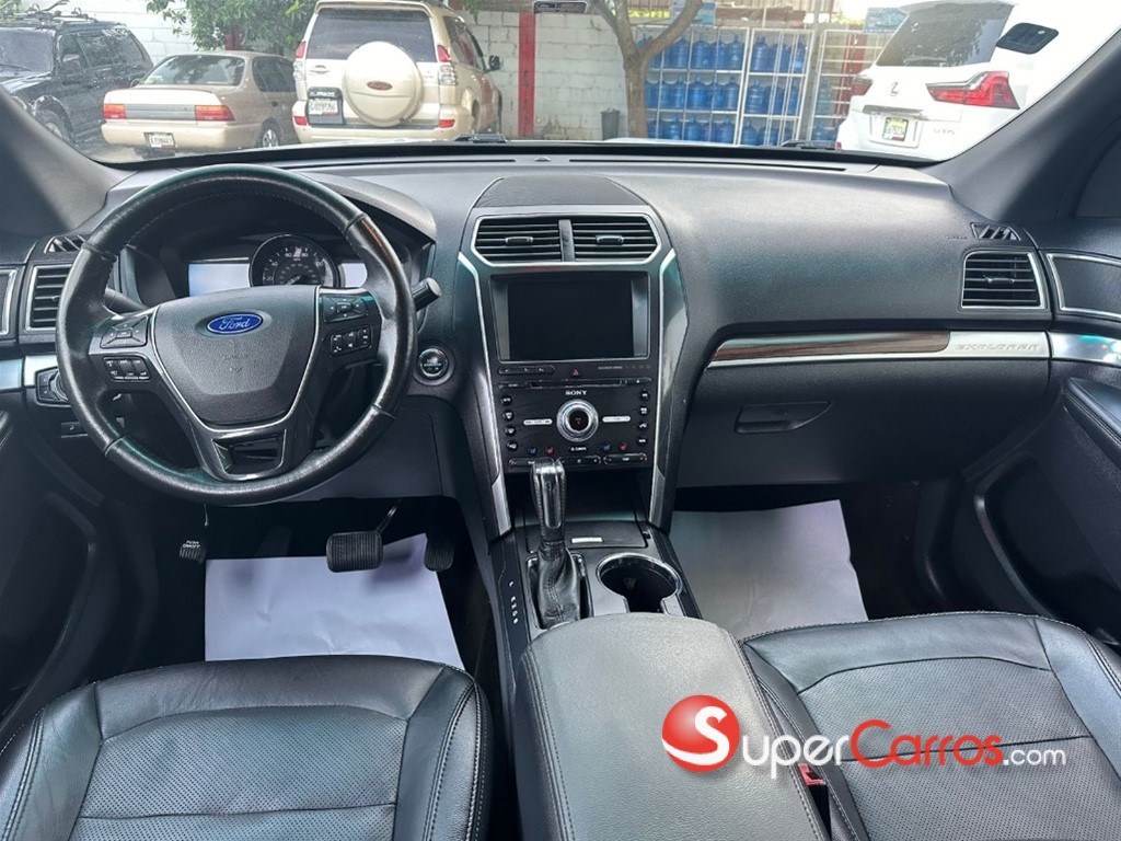 2016 Ford Explorer Limited — foto 12 / 12