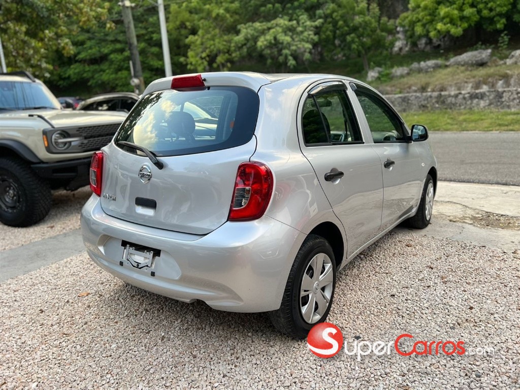 2021 Nissan March — foto 6 / 9