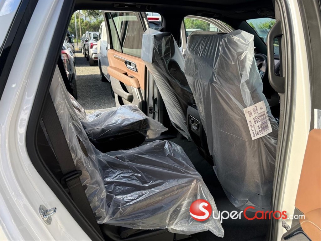 2026 Chevrolet Tahoe Highcountry Duramax — foto 8 / 9