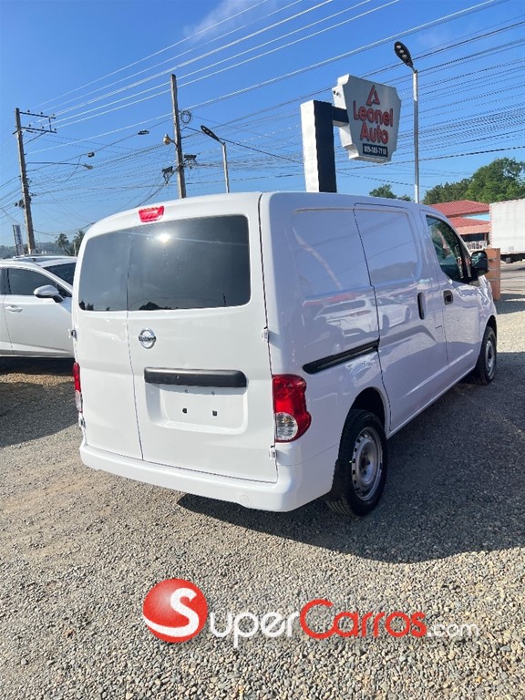 2020 Nissan NV 200 — foto 4 / 9