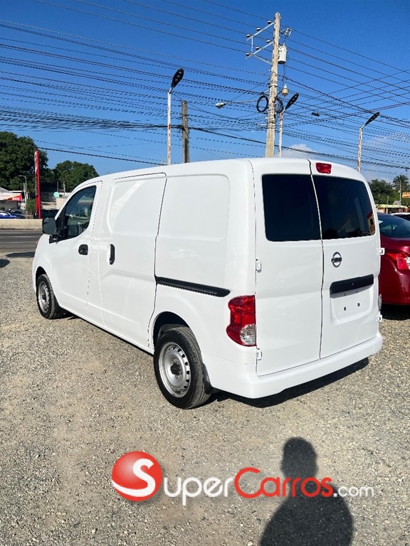 2020 Nissan NV 200 — foto 6 / 9