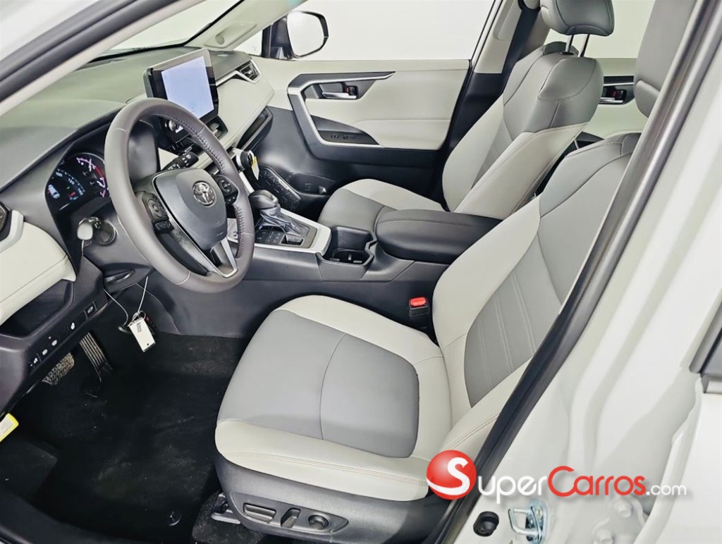2025 Toyota RAV4 XLE Premium — foto 7 / 12