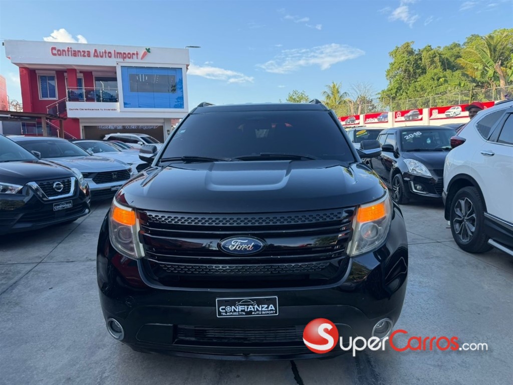 2012 Ford Explorer XLT — foto 2 / 8