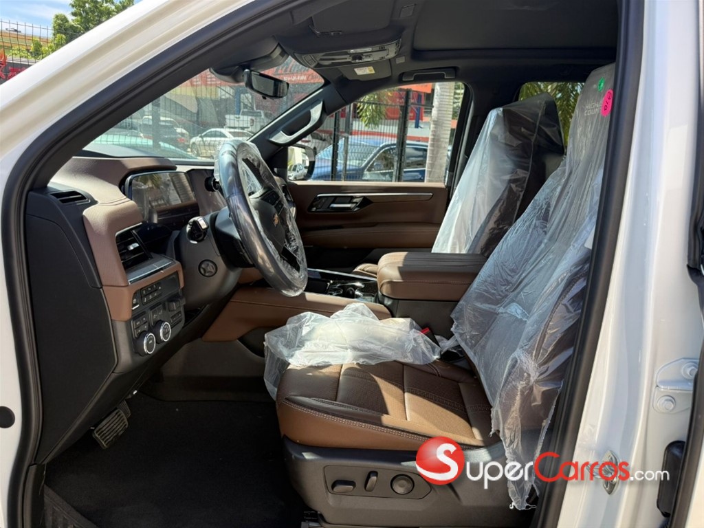 2026 Chevrolet Tahoe Highcountry — foto 9 / 11