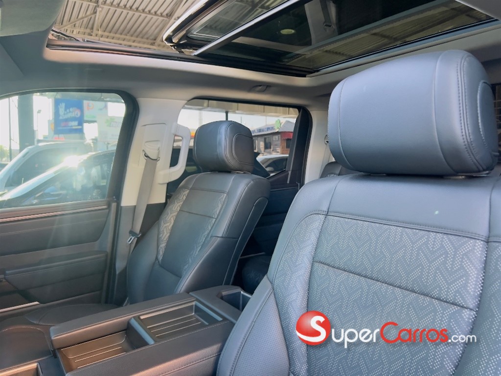 2022 Toyota Tundra LIMITED — foto 11 / 12