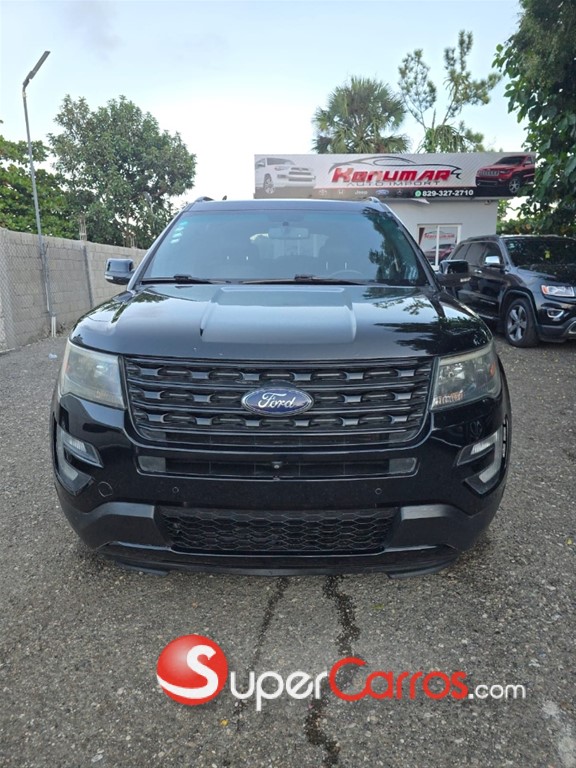 2017 Ford Explorer Sport — foto 6 / 10