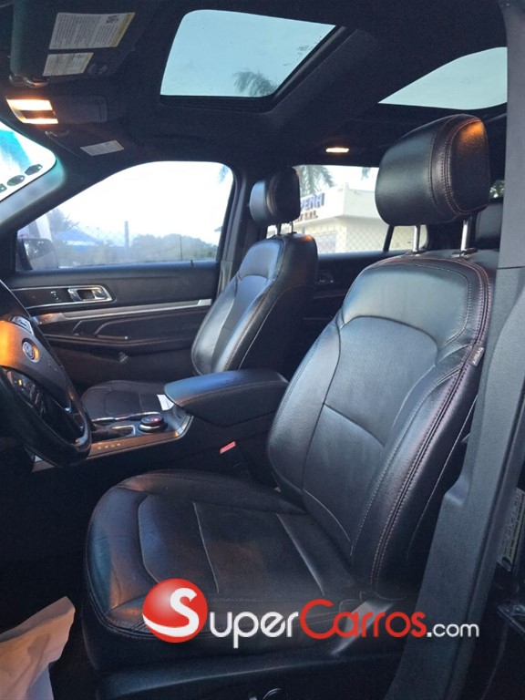2017 Ford Explorer Sport — foto 9 / 10