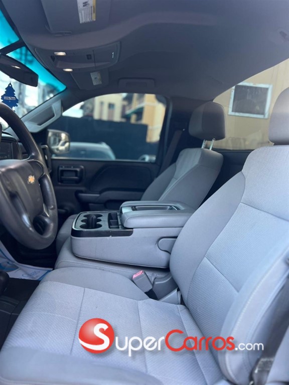 2018 Chevrolet Silverado — foto 6 / 6