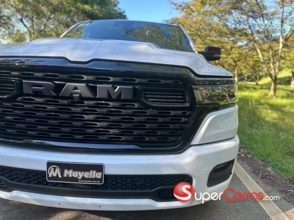 2025 Ram 1500 Big Horn — foto 2 / 12