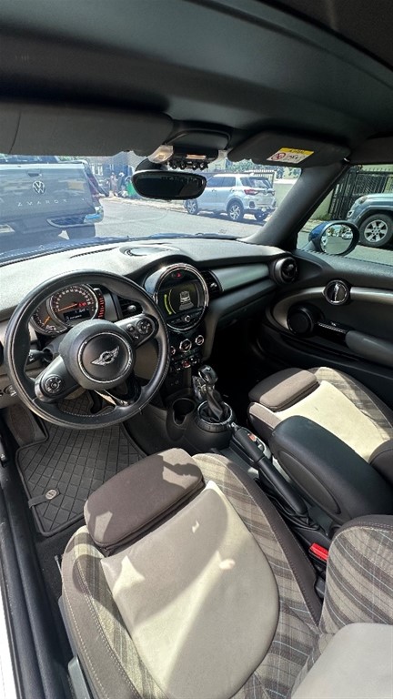 2016 Mini Cooper Convertible — foto 6 / 8