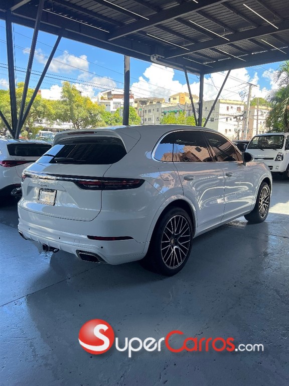 2019 Porsche Cayenne — foto 7 / 9