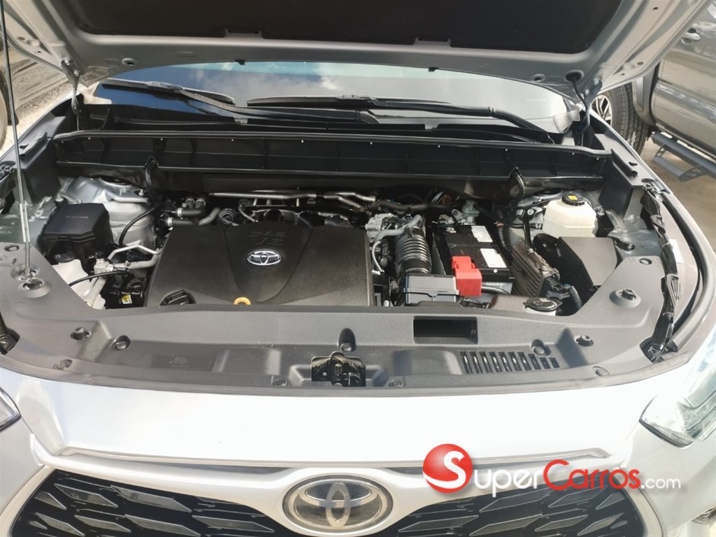 2021 Toyota Highlander XLE — foto 9 / 9