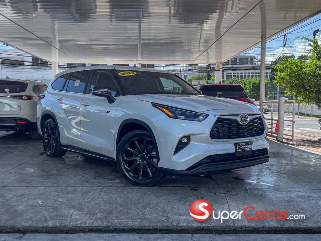 2023 Toyota Highlander LE Plus