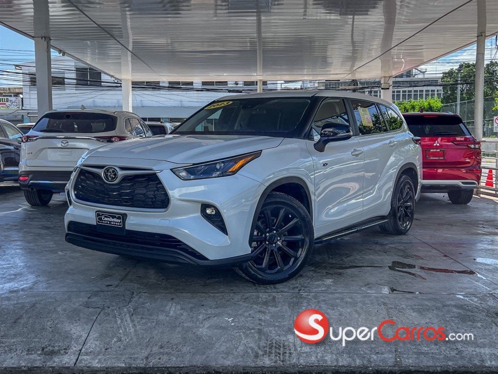 2023 Toyota Highlander LE Plus — foto 2 / 11