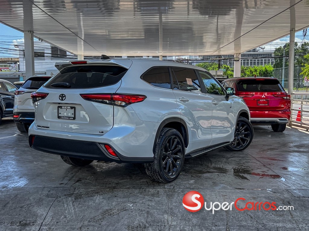 2023 Toyota Highlander LE Plus — foto 10 / 11