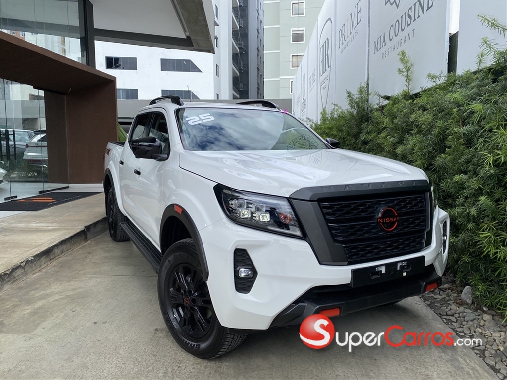 2025 Nissan Navara PRO X4
