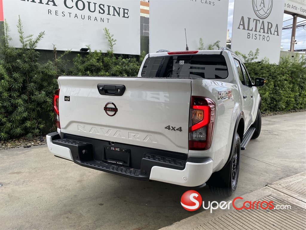 2025 Nissan Navara PRO X4 — foto 3 / 11