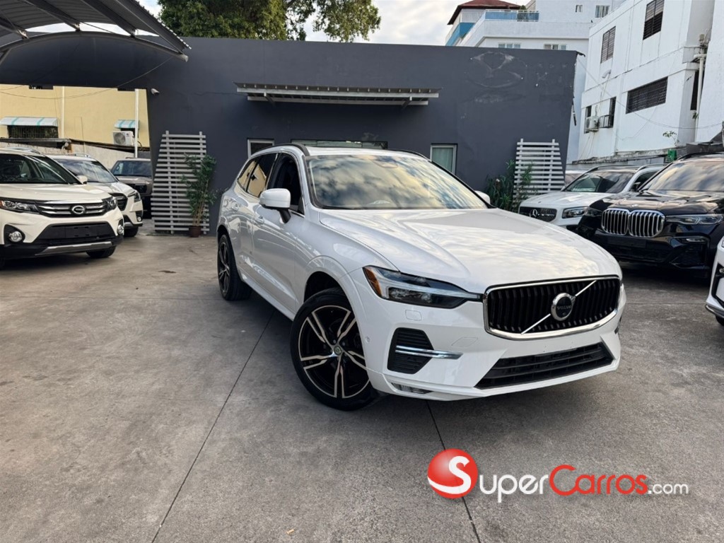 2022 Volvo XC60 B5 Inscription