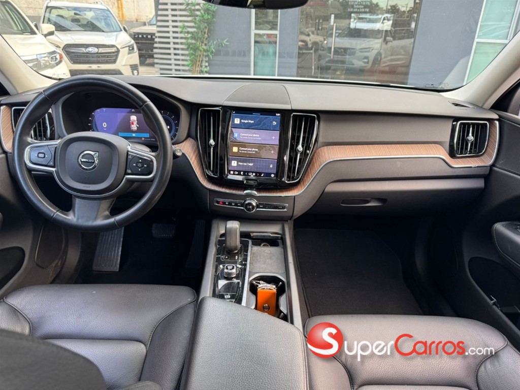 2022 Volvo XC60 B5 Inscription — foto 11 / 12