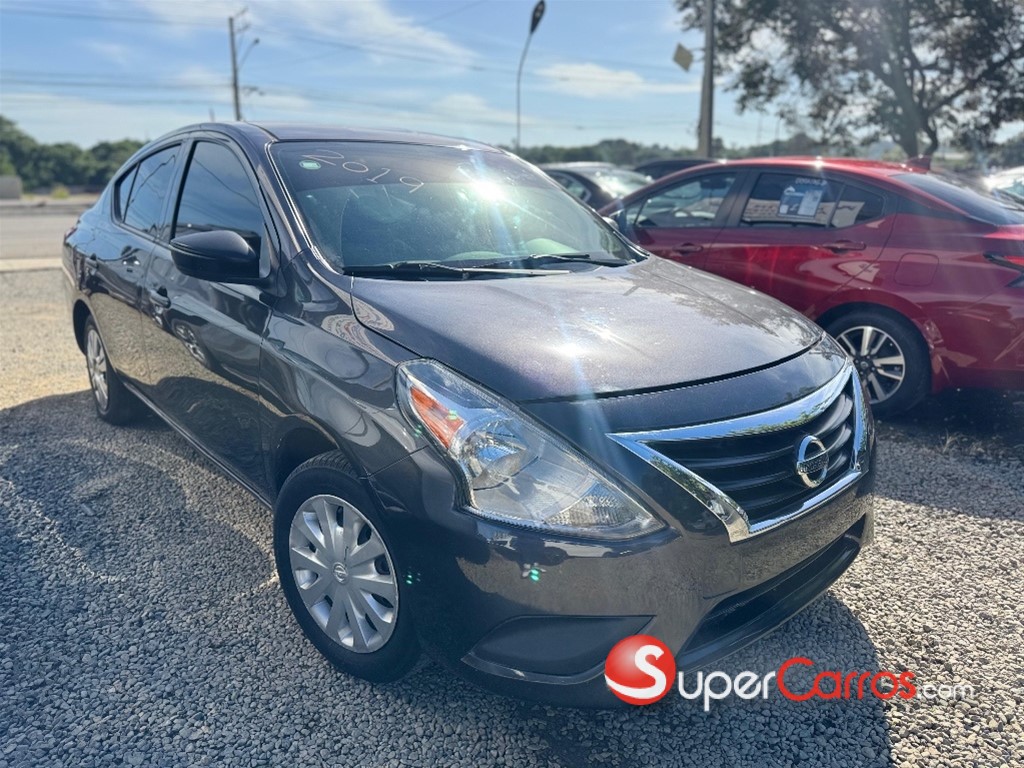 2019 Nissan Versa