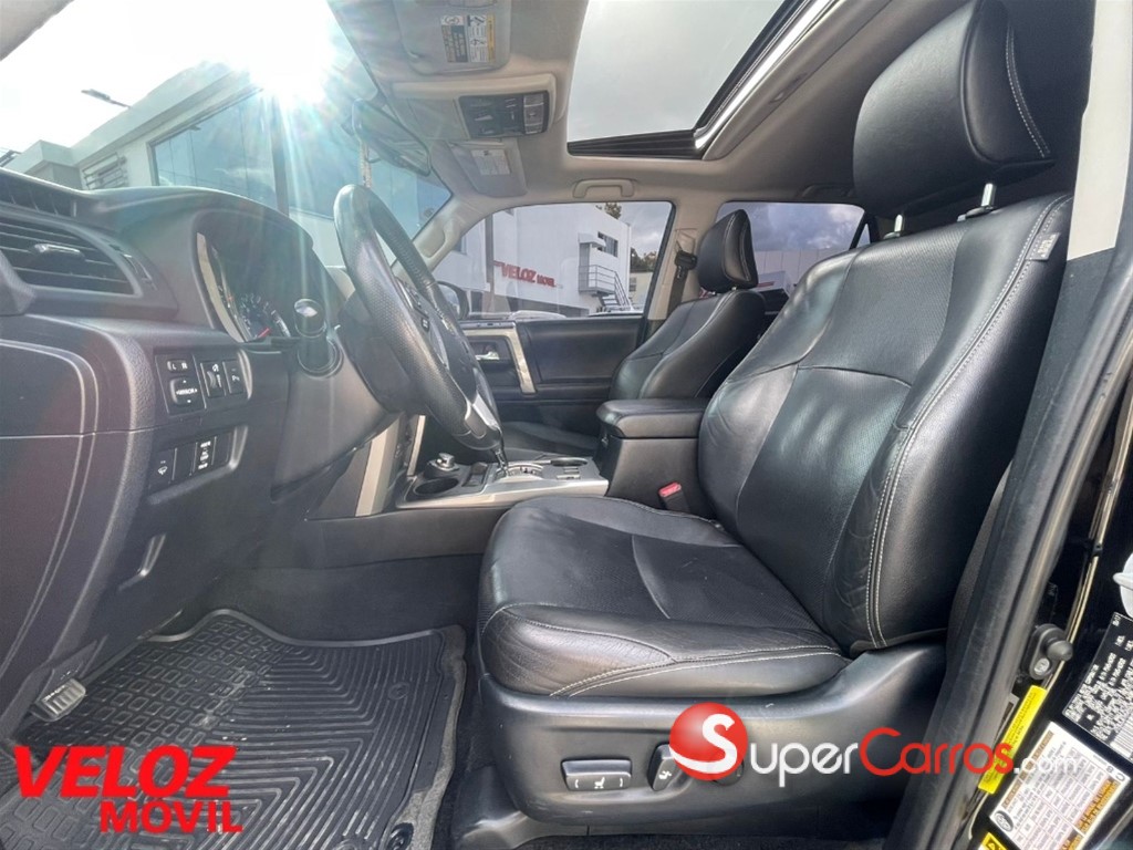 2017 Toyota 4 Runner Limited — foto 5 / 7