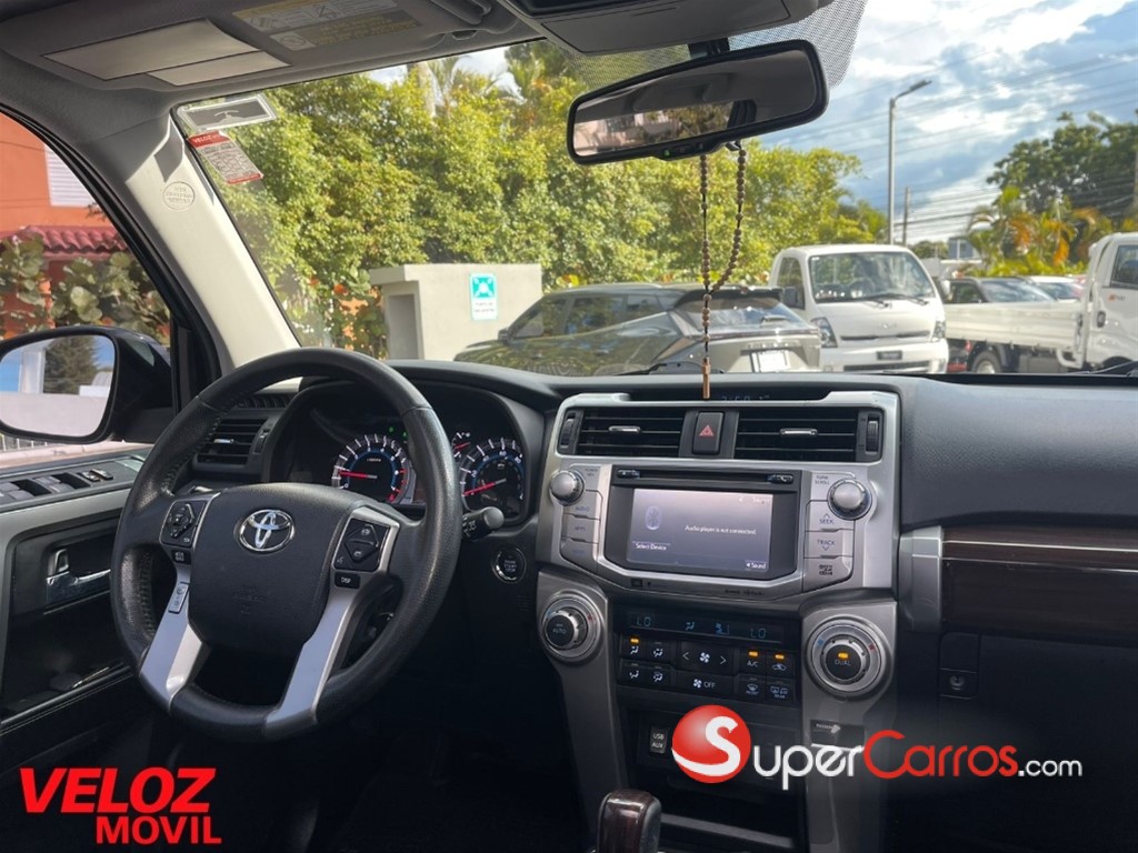 2017 Toyota 4 Runner Limited — foto 7 / 7