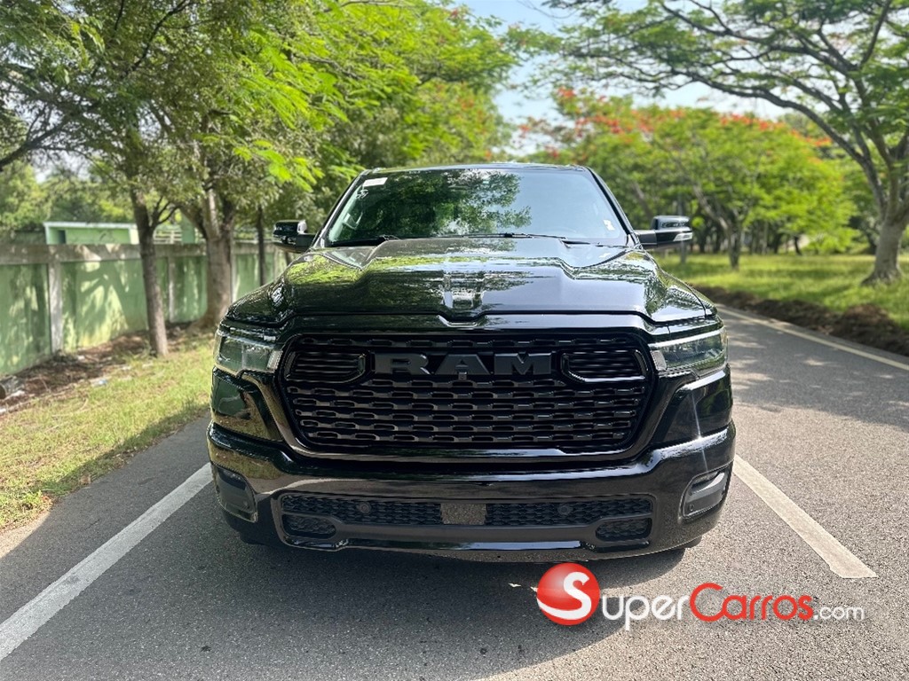 2025 Ram 1500 Big Horn — foto 2 / 9