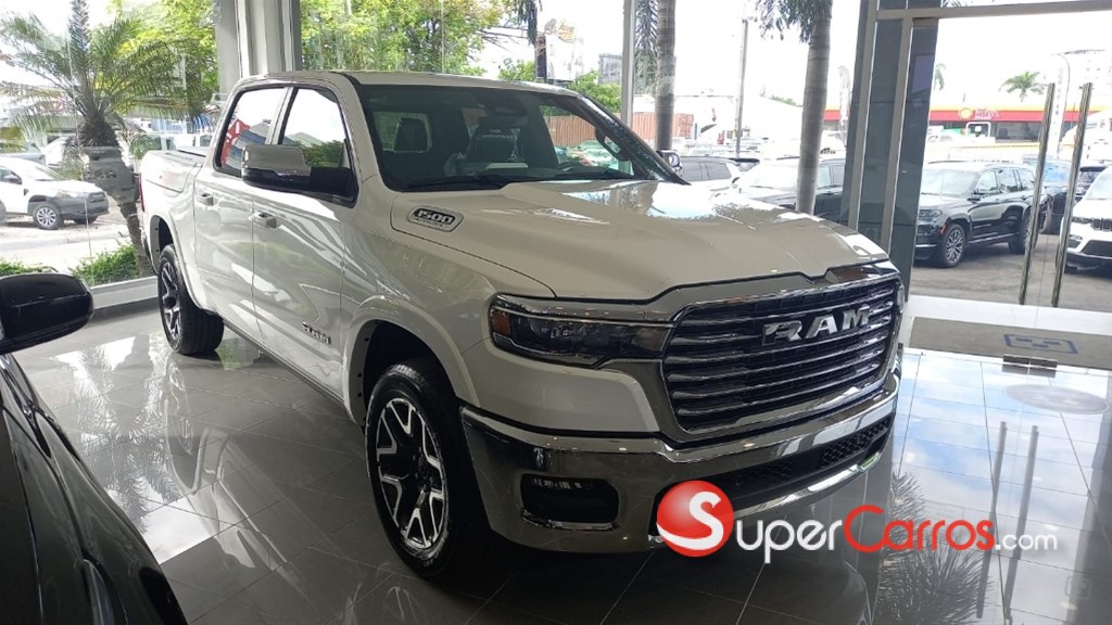 2026 Ram 1500 Laramie Crew Cab