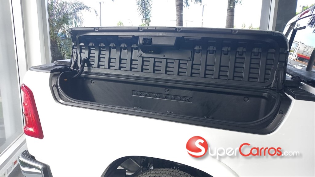 2026 Ram 1500 Laramie Crew Cab — foto 4 / 4