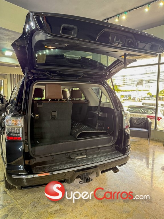 2021 Toyota 4 Runner Limited — foto 2 / 12